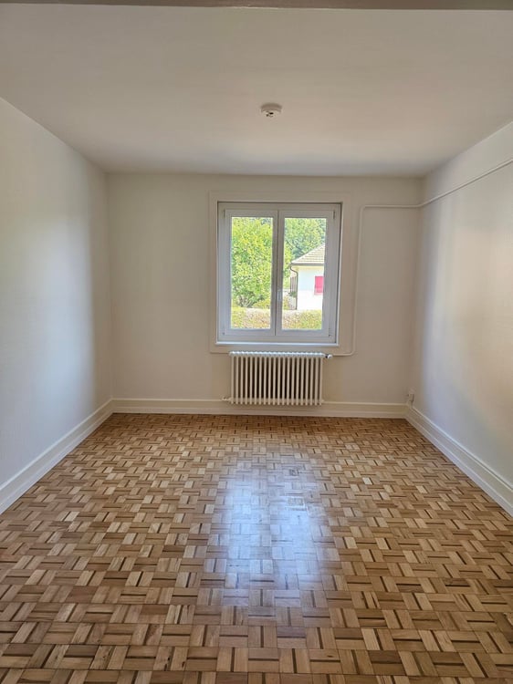 1ER LOYER OFFERT - Charmant appartement de 3 pièces à Val-de-Travers 6