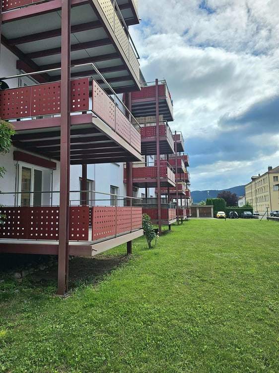 Appartement de 1 pièces à Fleurier avec grand balcon 12