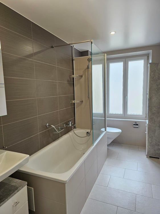 Charmant appartement de 4.5 pièces avec terrasse au centre de Fleurier 10
