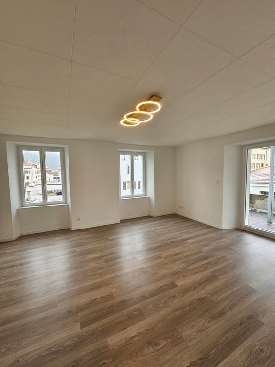 Charmant appartement de 4.5 pièces avec terrasse au centre de Fleurier 4