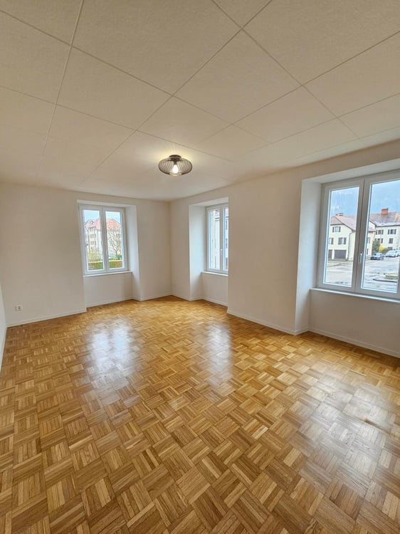 Charmant appartement de 4.5 pièces avec terrasse au centre de Fleurier 9