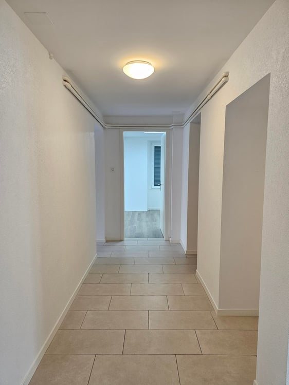 Charmant appartement de 4.5 pièces avec terrasse au centre de Fleurier 5