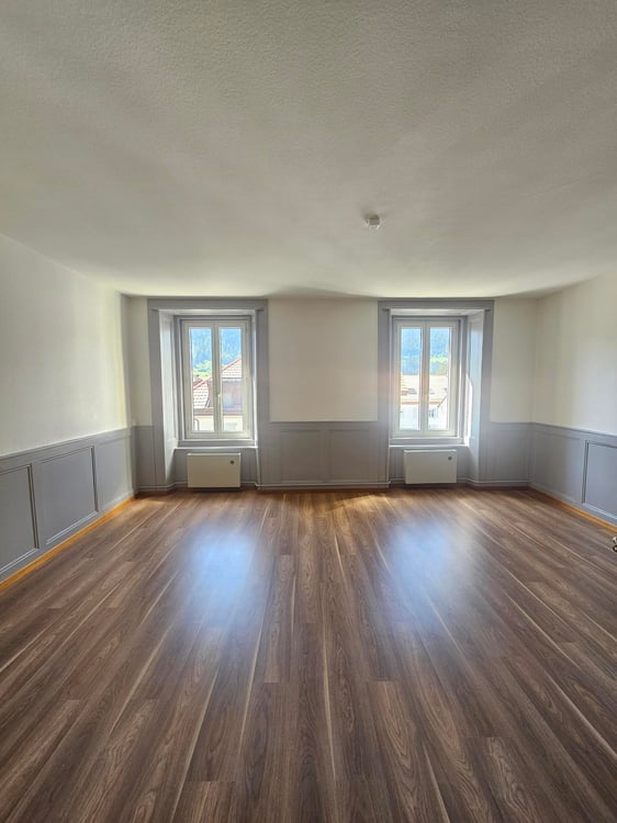 Spacieux appartement de 5 pièces au centre de Fleurier 4