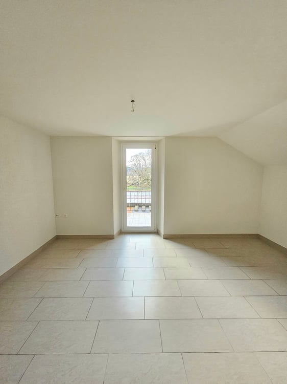 Charmant appartement de 3 pièces au centre de Fleurier avec balcon 3