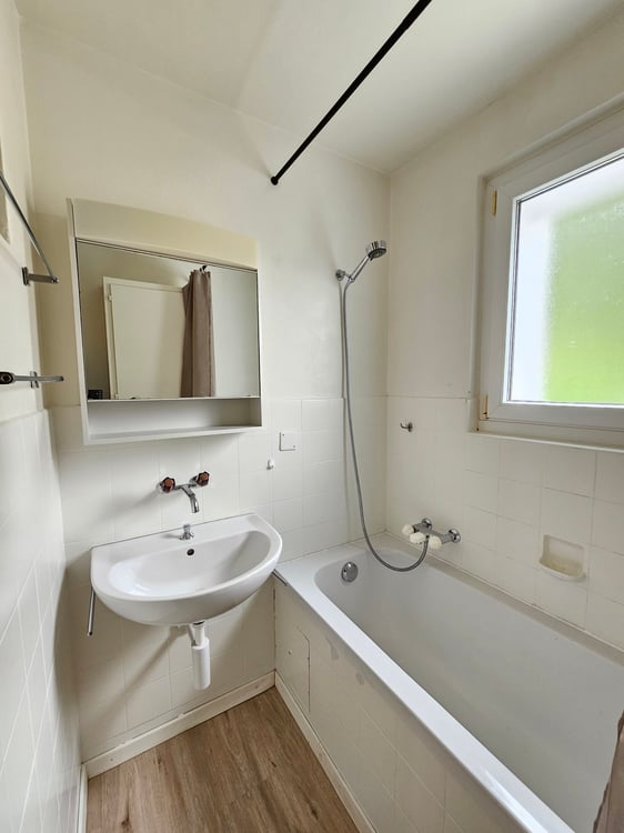 Appartement de 4 pièces avec grand balcon au centre de Fleurier 7