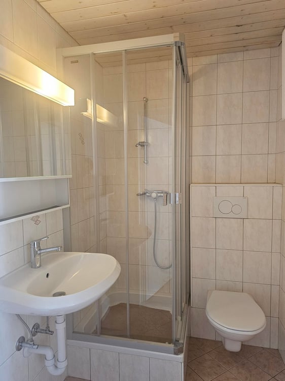 Appartement de 3 pièces en cours de rénovation à Fleurier 7