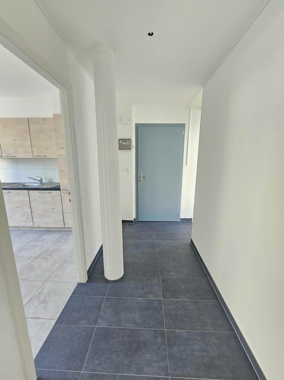 Appartement rénové de 4 pièces au centre du village 3