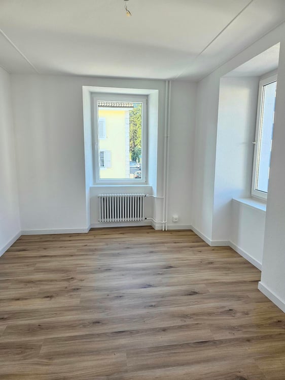 Appartement rénové de 4 pièces au centre du village 7