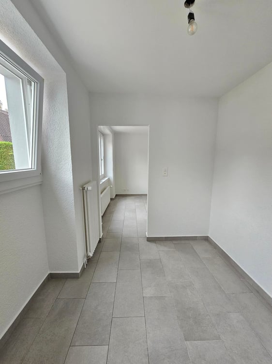 Charmant 1.5 pièces avec place de parc extérieure 4