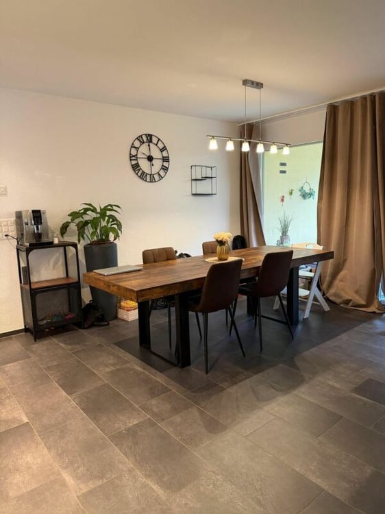 Moderne, helle und attraktive 4,5-Zi. Wohnung 2