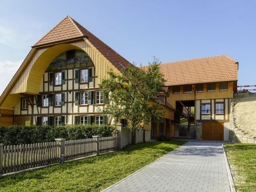 Charmantes Mehrfamilienhaus/Bauernhaus in Grossaffoltern mit 6 Wohneinheiten 5