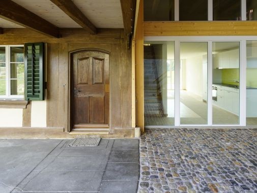 Charmantes Mehrfamilienhaus/Bauernhaus in Grossaffoltern mit 6 Wohneinheiten 16
