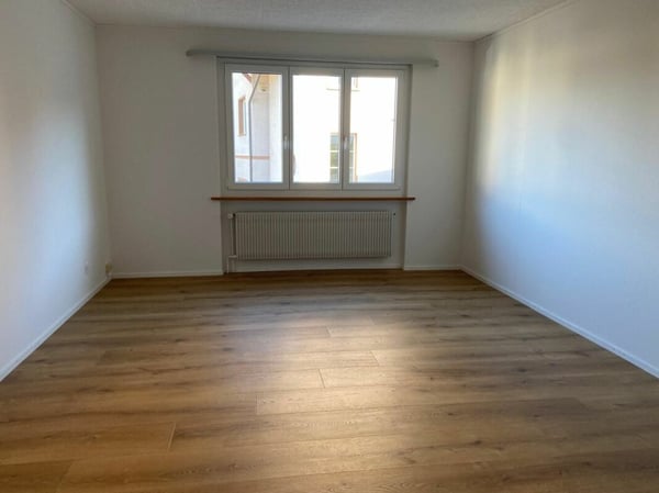 Leben wie im Einfamilienhaus - renovierte 5.5-Zi-Maisonettewohnung mit herrlichem Umschwung (ca. 600 m2) 6