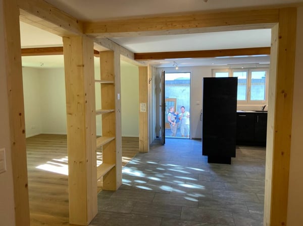 Leben wie im Einfamilienhaus - renovierte 5.5-Zi-Maisonettewohnung mit herrlichem Umschwung (ca. 600 m2) 4
