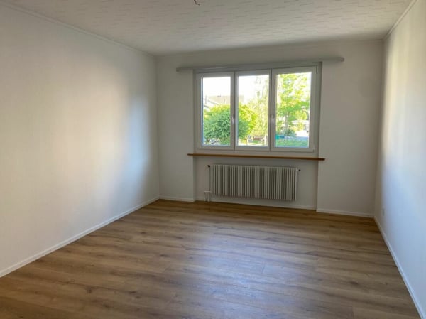 Leben wie im Einfamilienhaus - renovierte 5.5-Zi-Maisonettewohnung mit herrlichem Umschwung (ca. 600 m2) 7