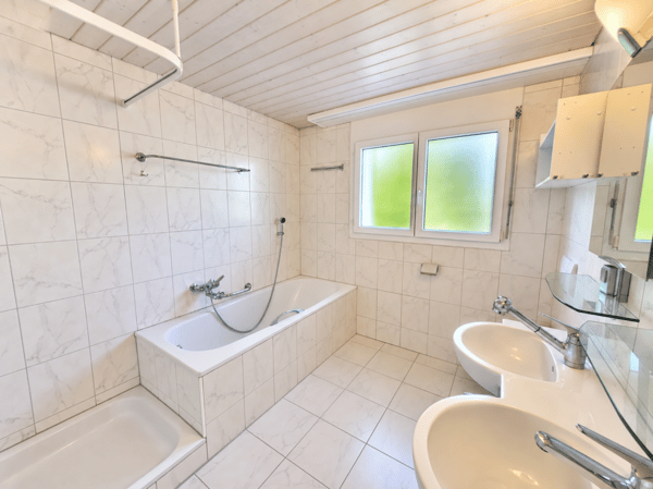Einfamilienhaus als sonniger Rückzugsort & moderne Wohlfühloase zentral in Jegenstorf 14