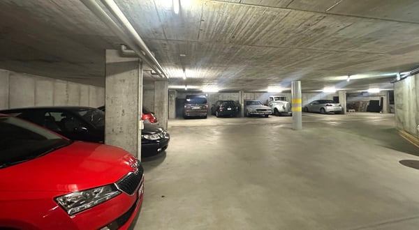 Letzte Praxis- & Büroflächen verfügbar - Gewerbezentrum HUB KönizSüd 13