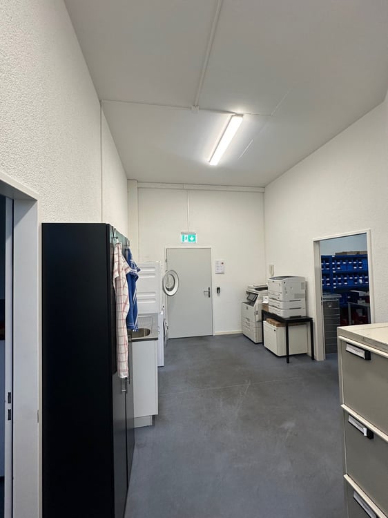 Letzte Praxis- & Büroflächen verfügbar - Gewerbezentrum HUB KönizSüd 6