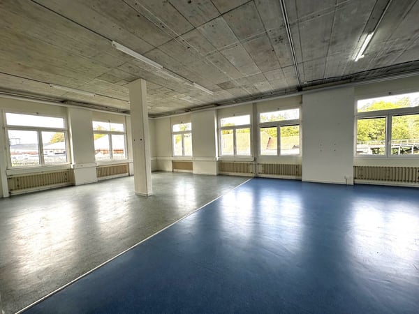 Helle Bürofläche mit 164 m², Glasfaser und grosszügigem Parkplatzangebot 3