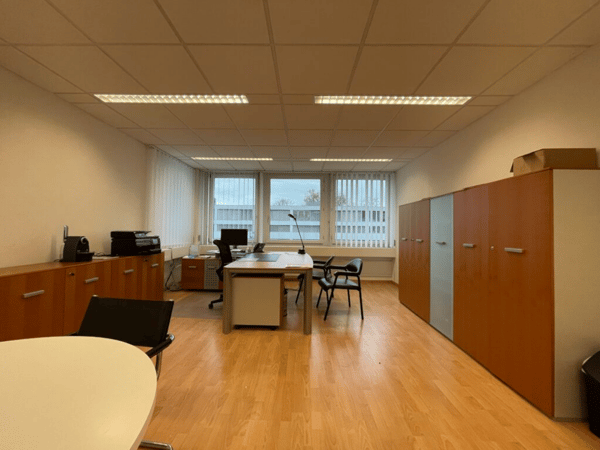 Einzelbüro in idealer Lage in Zug - Perfekt für Ihr Unternehmen