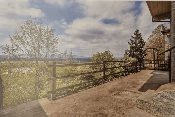 Splendide immeuble historique du 15? siècle avec local commercial et appartements 8