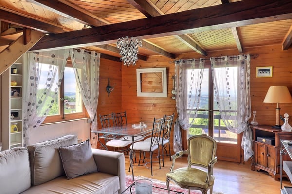 Un écrin de quiétude face au lac de la Gruyère ? Chalet individuel à La Berra 4