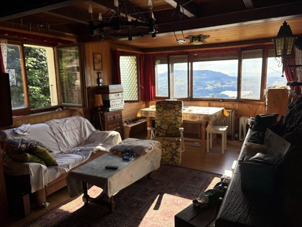 Chalet authentique avec vue imprenable sur le Lac de la Gruyère 3