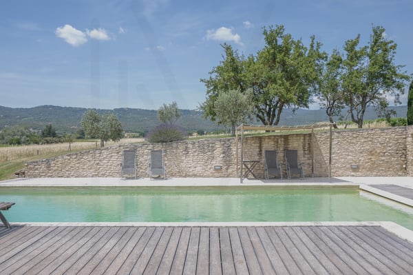 MAGNIFIQUE BASTIDE EN PIERRE AVEC VUES PANORAMIQUES ET PISCINE CHAUFFÉE À proximité de Roussillon ? Au coeur du Luberon 10