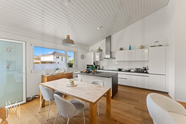Magnifique appartement 3.5 pièces au dernier étage 8