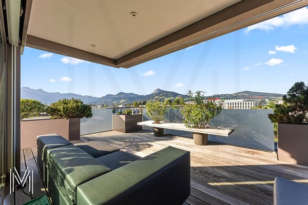 PENTHOUSE D'EXCEPTION DE 7,5 PIÈCES EN DUPLEX - Entre ciel et terre ? Vue panoramique à 360 au coeur de Bulle
