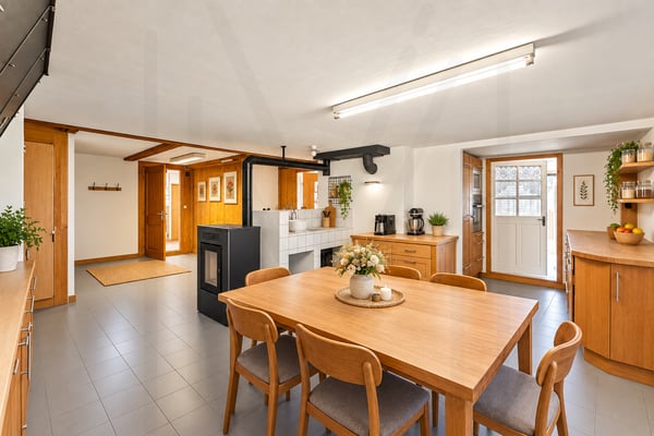 Un patrimoine authentique à réinver au coeur du village ! Une Opportunité immobilière rare ! 8