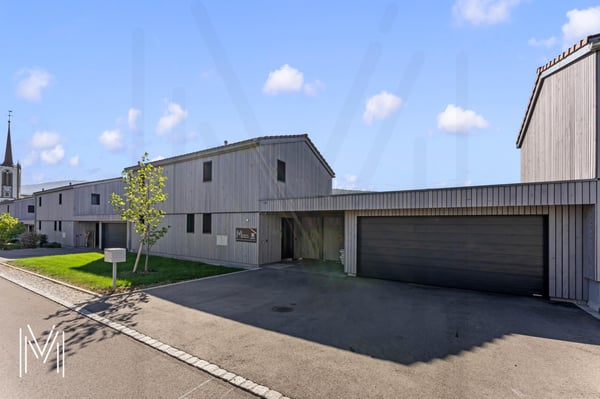 MAGNIFIQUE MAISON INDIVIDUELLE CONTEMPORAINE DE 3.5 PIÈCES - Architecture en bois, confort moderne et qualité de vie entre Fribourg et Bulle 1