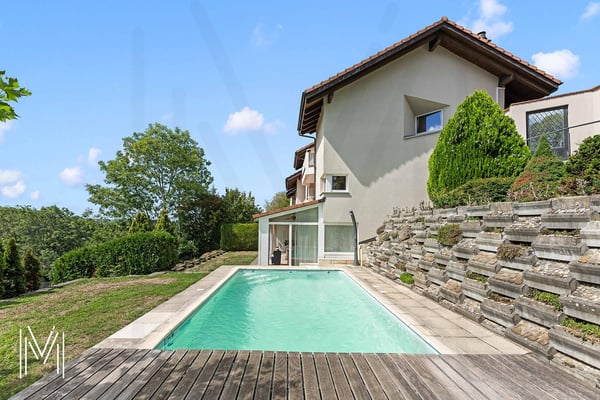 Superbe maison 6,5 pièces avec un dégagement et vue d'exception 4