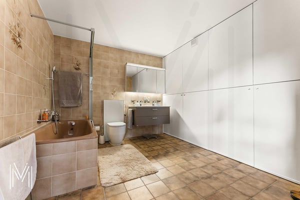 Superbe maison 6,5 pièces avec un dégagement et vue d'exception 13
