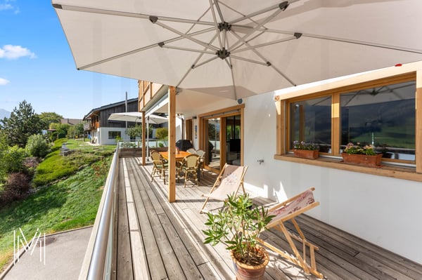 MAGNIFIQUE APPARTEMENT DE 4,5 PIECES AVEC BELLE VUE SANS VIS A VIS 5