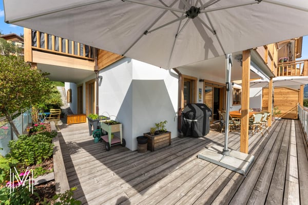 MAGNIFIQUE APPARTEMENT DE 4,5 PIECES AVEC BELLE VUE SANS VIS A VIS 13
