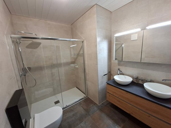 Grand appartement de 4,5 pièces sous les combles et proche de la gare 4