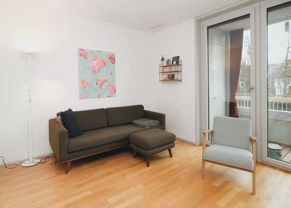 BEFRISTET: 18.02.2026 bis 31.07.2026: Moderne 1.5-Zimmer-Wohnung mit Balkon in Luzern 3