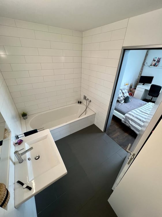 BEFRISTET: 17.11.2025 bis 28.02.2026: Moderne 1.5-Zimmer-Wohnung mit Balkon und Aussicht in Emmen 7