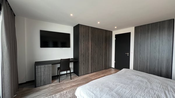 Erstbezug: Möbliertes modernes 1.5-Zimmer-Apartment mit Balkon in Zürich 6