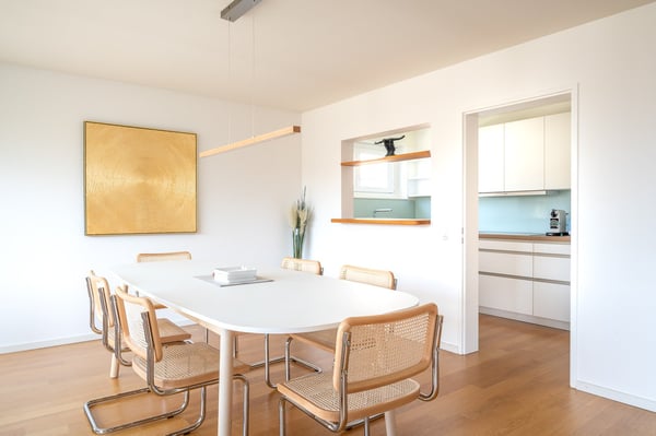 Grosszügige 1.5-Zimmer-Attikawohnung mit Berg- und Seeblick in Luzern 8