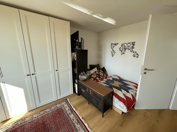 BEFRISTET: 23.12.2025 bis 31.01.2026: 1.5 Zimmer Dachwohnung mit Aussicht in Rothenburg 14