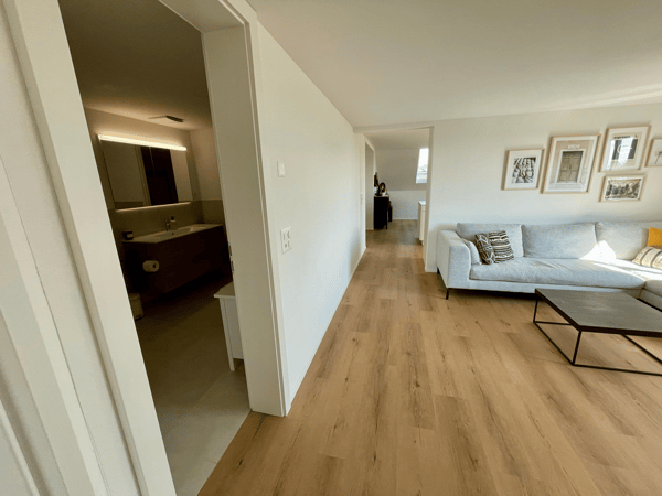 BEFRISTET: 23.12.2025 bis 31.01.2026: 1.5 Zimmer Dachwohnung mit Aussicht in Rothenburg 7