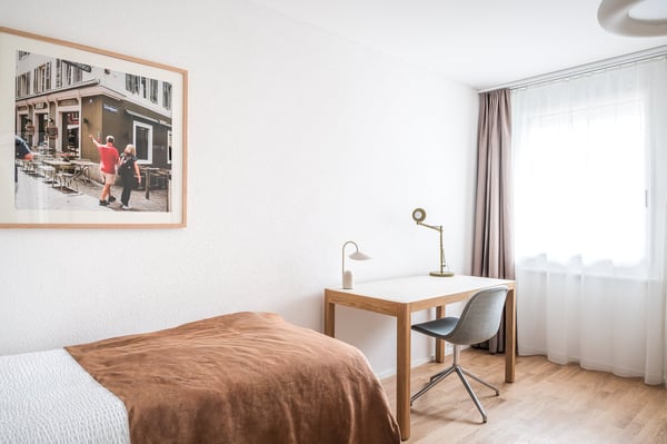NEW WOW! 3min zum HB - möblierte 2.5-Zimmer-Wohnung 56m2 15