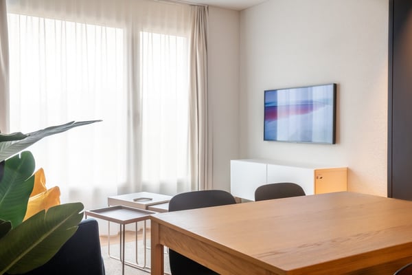 2.5 Zimmerwohnung - modernster Ausbaustandard mit separatem Schlafzimmer 6
