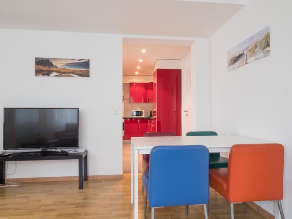 Möblierte 3.5-Zimmer-Wohnung im Erdgeschoss in Hünenberg 5