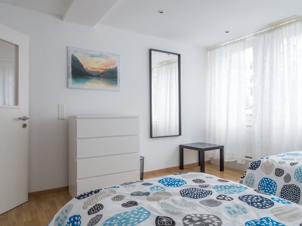 Möblierte 3.5-Zimmer-Wohnung im Erdgeschoss in Hünenberg 12