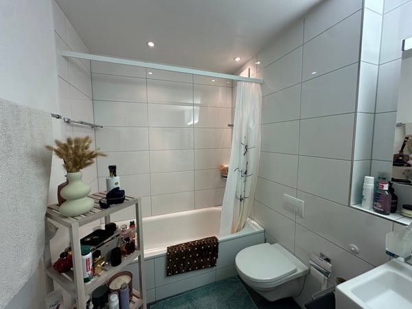 Moderne 4.5-Zimmer-Wohnung mit Aussicht in Zug 12
