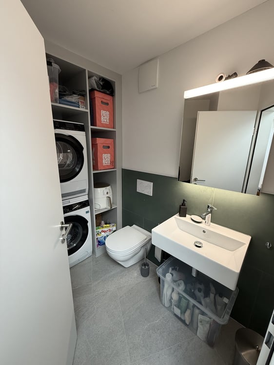 BEFRISTET: 15.07.2026 - 31.12.2026: Möblierte 4.5-Zimmer-Wohnung mit Dachterrasse und Seesicht 16