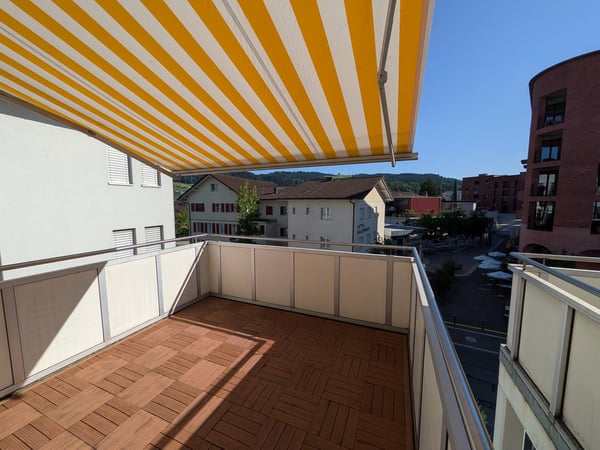 BEFRISTET: Möblierte 3.5-Zimmer-Maisonette mit grosser Terrasse in Rotkreuz 23